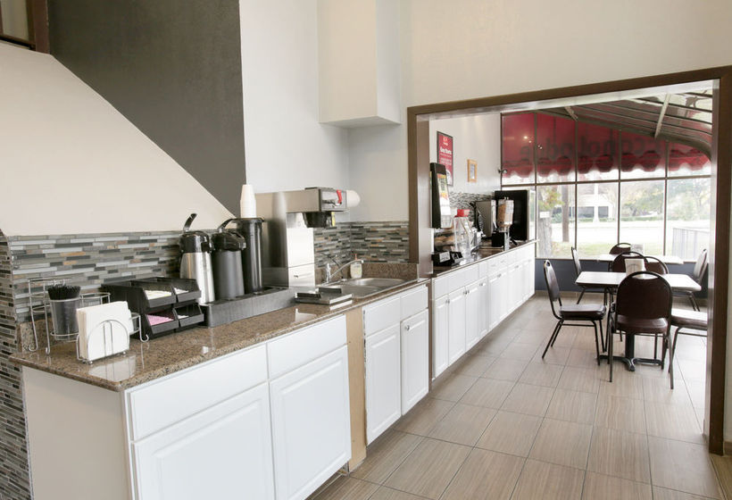 Hotel Econo Lodge Near the Domain The Arboretum  | Austin | Texas | United States 7