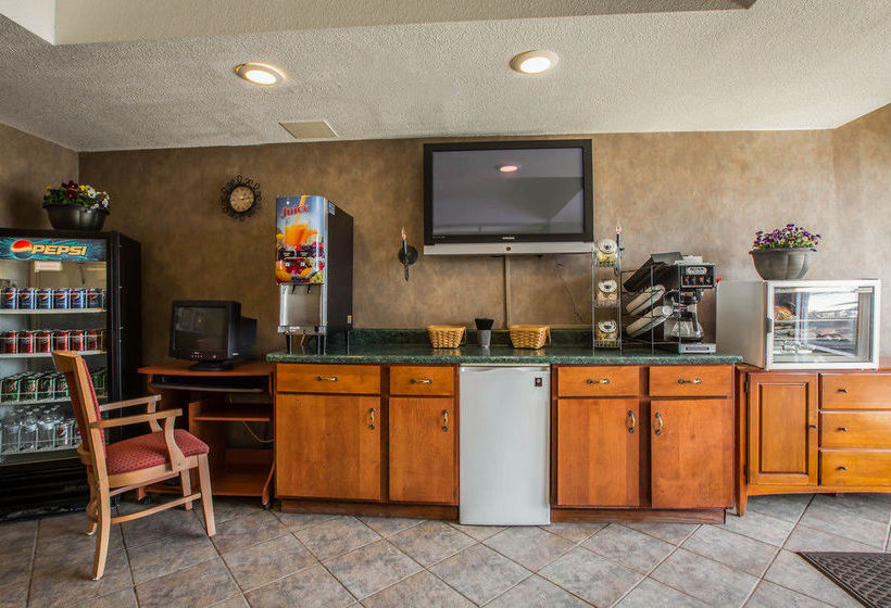 Hotel Rodeway Inn & Suites At Biltmore Square