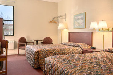Hotel Super 8 Knoxville Downtown Area  | Knoxville | Tennessee | United States 5