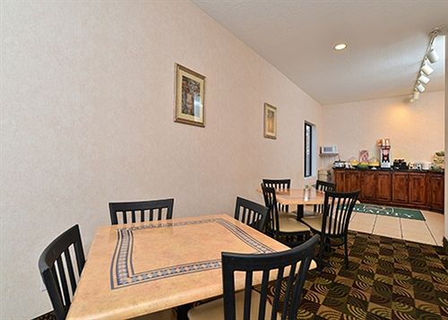 Hotel Quality Inn  | Joplin | Missouri | United States 20