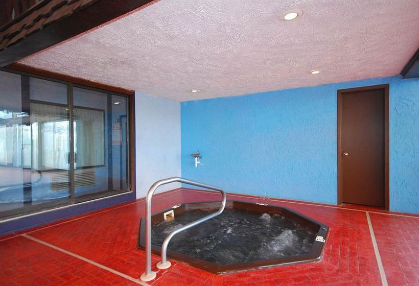 Hotel Quality Inn   | Gaylord | Michigan | United States 12