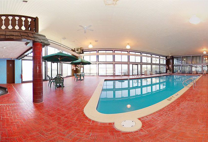 Hotel Quality Inn   | Gaylord | Michigan | United States 16