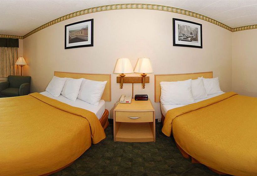 Hotel Quality Inn  | Gloucester City | New Jersey | United States 3