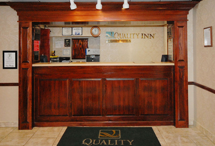 Hotel Quality Inn  | Gloucester City | New Jersey | United States 8