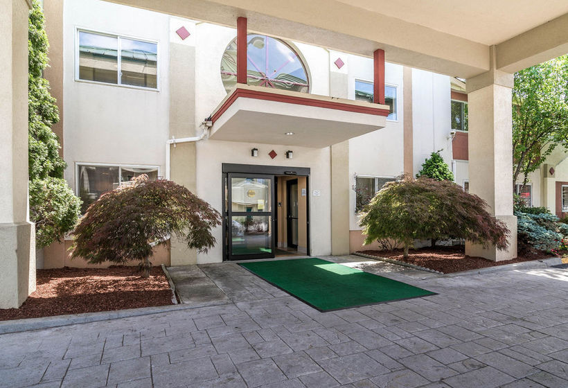 Hotel Quality Inn & Suites Lexington  | Lexington | Massachusetts | Estados Unidos 12