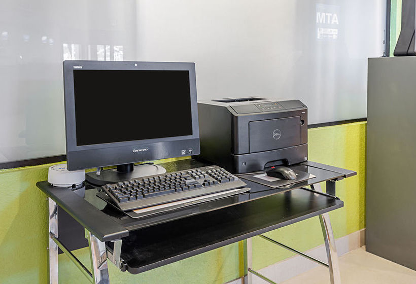 Hotel Quality Inn & Suites  | Sulphur | Louisiana | United States 14