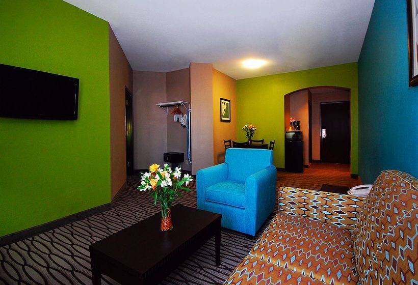 Hotel Quality Inn & Suites  | Sulphur | Louisiana | United States 3