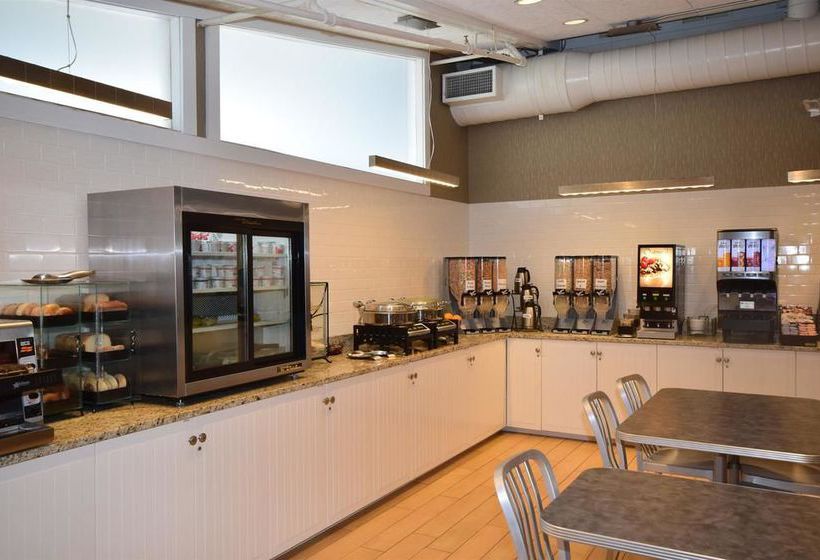 Best Western TLC Hotel  | Waltham | Massachusetts | United States 2