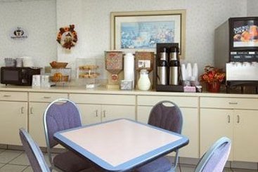 Hotel Super 8 Sandusky North  | Sandusky | Ohio | United States 3