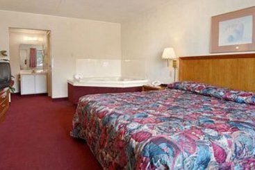 Hotel Super 8 Sandusky North  | Sandusky | Ohio | United States 5