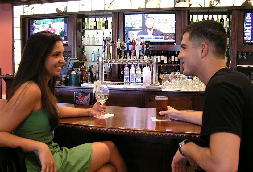 Springfield Hotel & Suites 