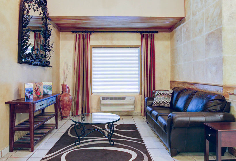 Hotel Quality Inn & Suites Airport  | Austin | Texas | United States 17