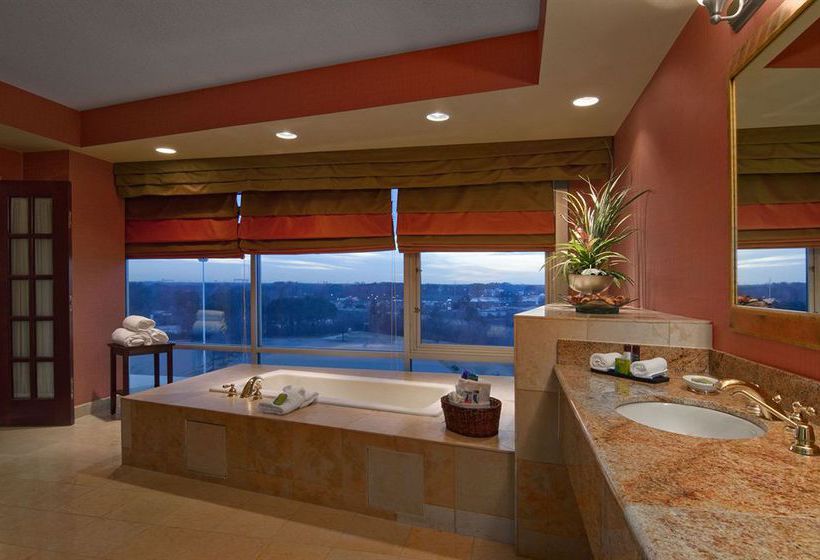 Hotel Embassy Suites Hampton  | Hampton | Virginia | United States 11