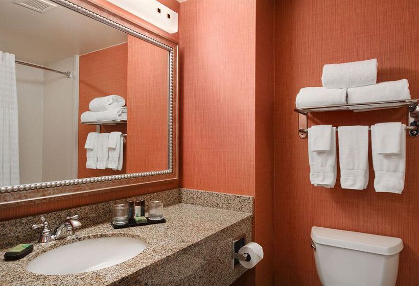 Hotel Embassy Suites Hampton  | Hampton | Virginia | United States 14