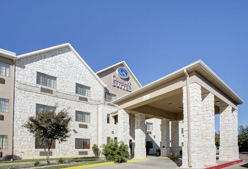 Hotel Comfort Suites I-35 North  | Round Rock | Texas | United States 6
