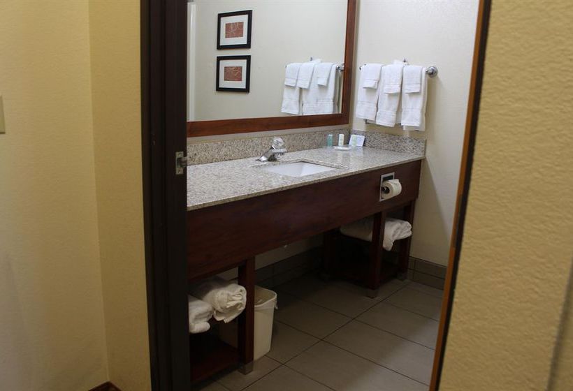 Hotel Comfort Suites Kansas City  | Kansas City | Missouri | United States 14