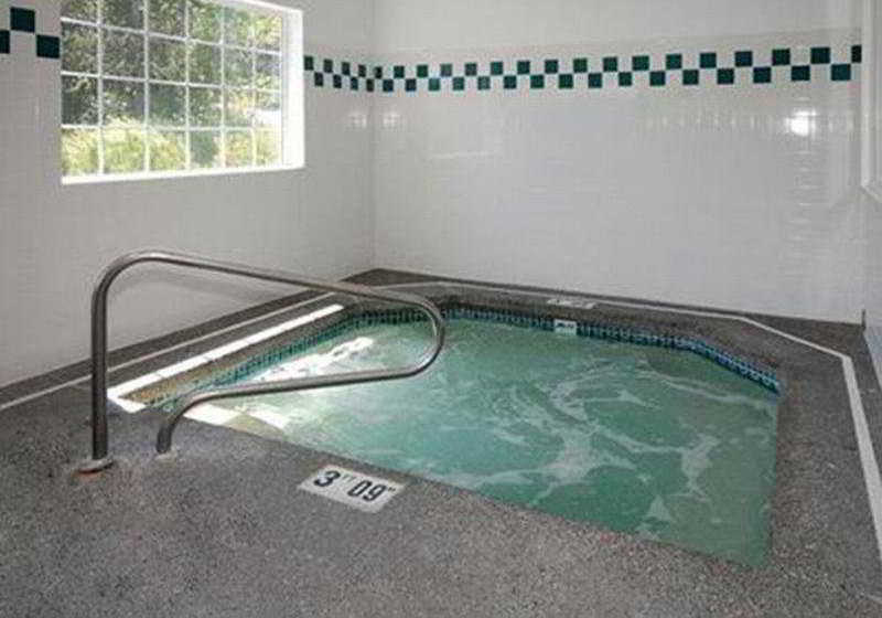 Hotel Comfort Suites Columbia River  | Astoria | Oregon | United States 9