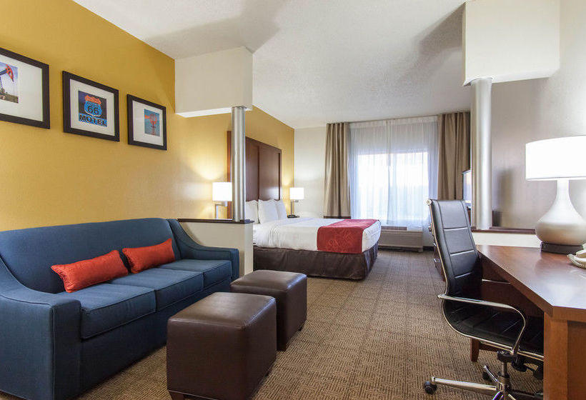 Hotel Comfort Suites Central I-44  | Tulsa | Oklahoma | United States 13