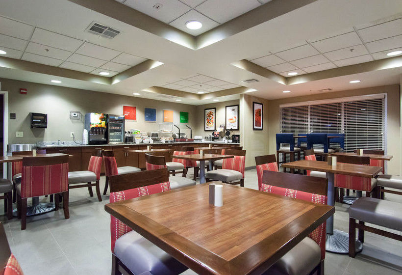 Hotel Comfort Suites Central I-44  | Tulsa | Oklahoma | United States 5