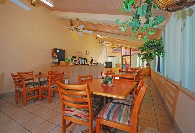 Hotel Quality Inn & Suites Mesa  | Mesa | Arizona | United States 10