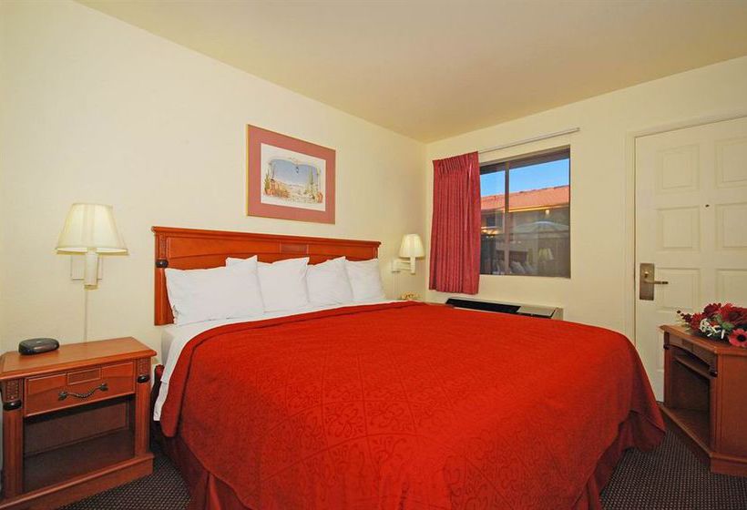 Hotel Quality Inn & Suites Mesa  | Mesa | Arizona | United States 16