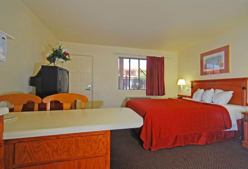 Hotel Quality Inn & Suites Mesa  | Mesa | Arizona | United States 17