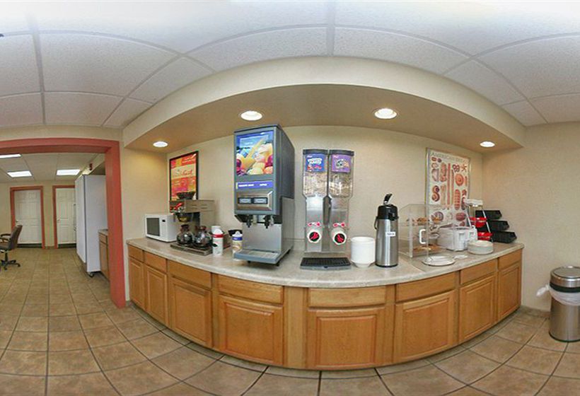 Hotel Econo Lodge Inn & Suites Near Bricktown Oklahoma