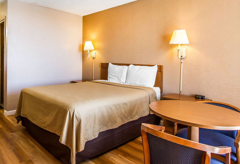 Hotel Econo Lodge Inn & Suites Near Bricktown  | Oklahoma City | Oklahoma | Vereinigte Staaten 20