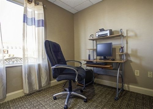 Hotel Comfort Suites Richmond  | Richmond | Kentucky | United States 16