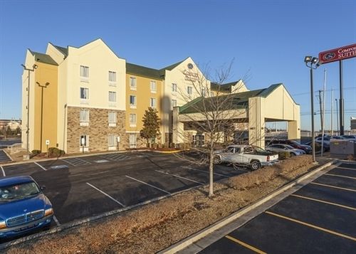 Hotel Comfort Suites Richmond  | Richmond | Kentucky | United States 17