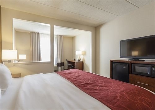 Hotel Comfort Suites Richmond  | Richmond | Kentucky | United States 3