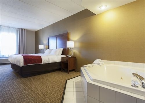 Hotel Comfort Suites Richmond  | Richmond | Kentucky | United States 4