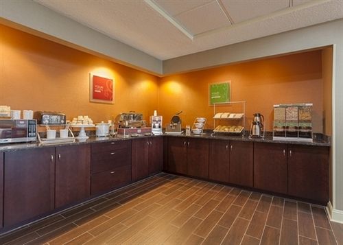 Hotel Comfort Suites Richmond  | Richmond | Kentucky | United States 7