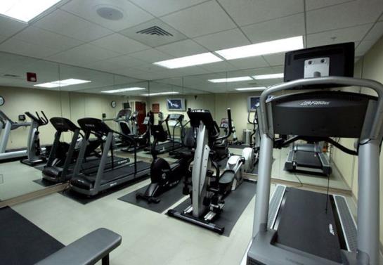 Hotel Fairfield Inn & Suites Somerset  | Somerset | New Jersey | United States 13