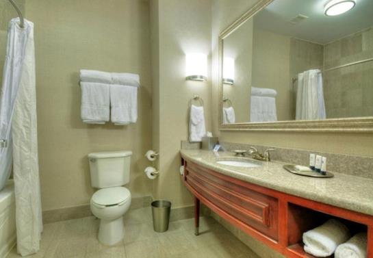 Hotel Fairfield Inn & Suites Somerset  | Somerset | New Jersey | United States 6