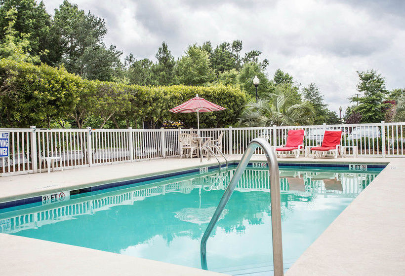 Hotel Comfort Suites Summerville  | Summerville | South Carolina | United States 9