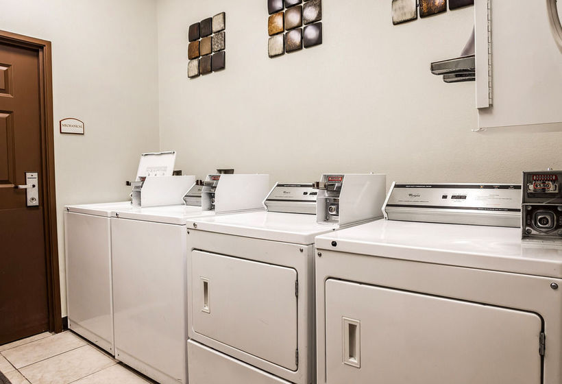 Hotel Comfort Suites Independence