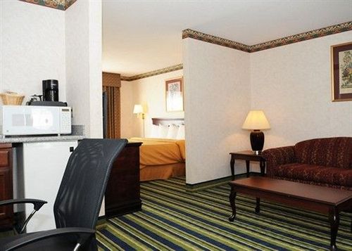 Hotel Quality Suites Airport   | Kansas City | Missouri | United States 1