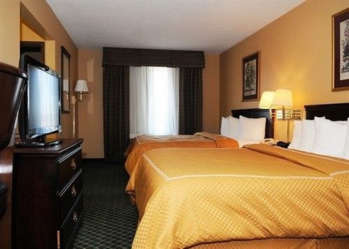 Hotel Quality Suites Airport   | Kansas City | Missouri | United States 6
