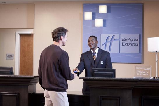 Hotel Holiday Inn Express Charleston South  | Charleston | West Virginia | United States 17
