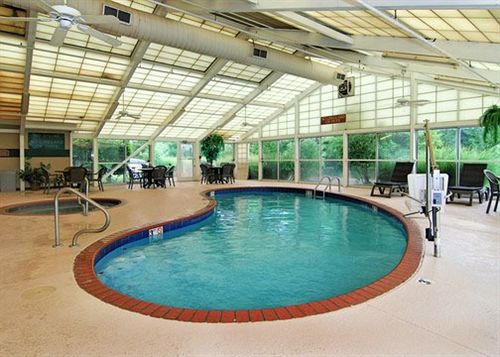 Hotel Comfort Suites I-240 East-Airport  | Memphis | Tennessee | United States 1