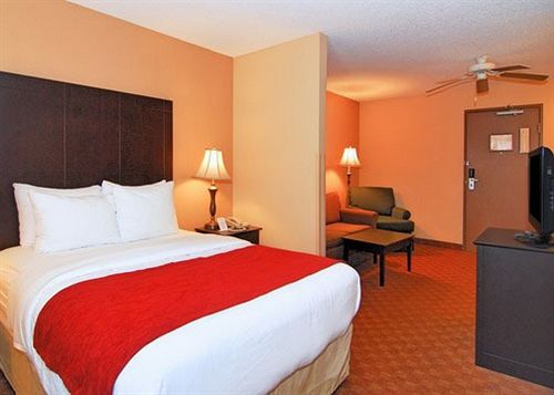 Hotel Comfort Suites I-240 East-Airport  | Memphis | Tennessee | United States 12