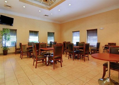 Hotel Comfort Suites I-240 East-Airport  | Memphis | Tennessee | United States 2