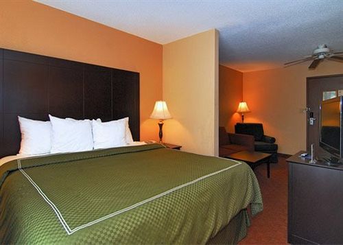 Hotel Comfort Suites I-240 East-Airport  | Memphis | Tennessee | United States 20