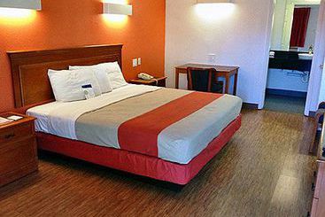 Motel 6 Dallas Market Center  | Dallas | Texas | United States 7