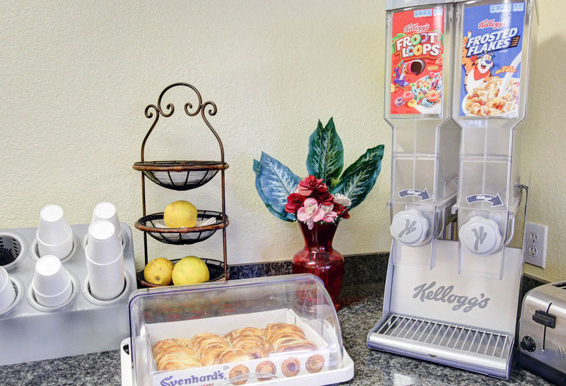 Hotel Econo Lodge Marcos  | San Marcos | Texas | United States 19