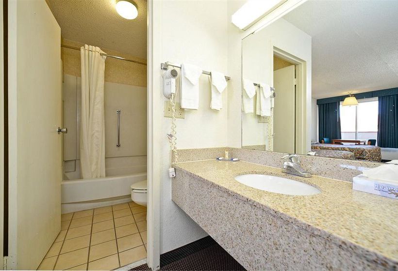 Hotel Econo Lodge North Oklahoma  | Oklahoma City | Oklahoma | United States 1