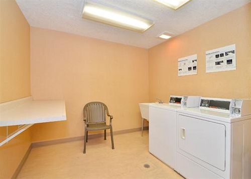 Hotel Quality Inn & Suites Airport  | Portland | Oregon | United States 12