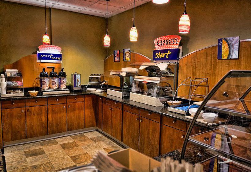 Hotel Holiday Inn Express La Plata  | La Plata | Maryland | United States 8