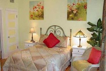 The Big Blue House Inn Boutique Hotel  | Tucson | Arizona | United States 1